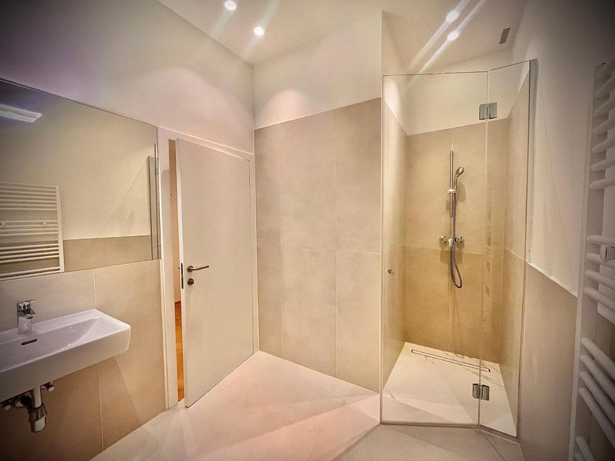 Wiedner Apartments Wina Bagian luar foto