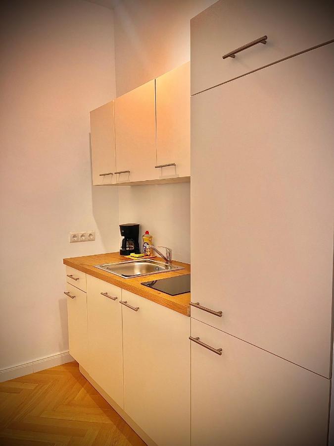 Wiedner Apartments Wina Bagian luar foto